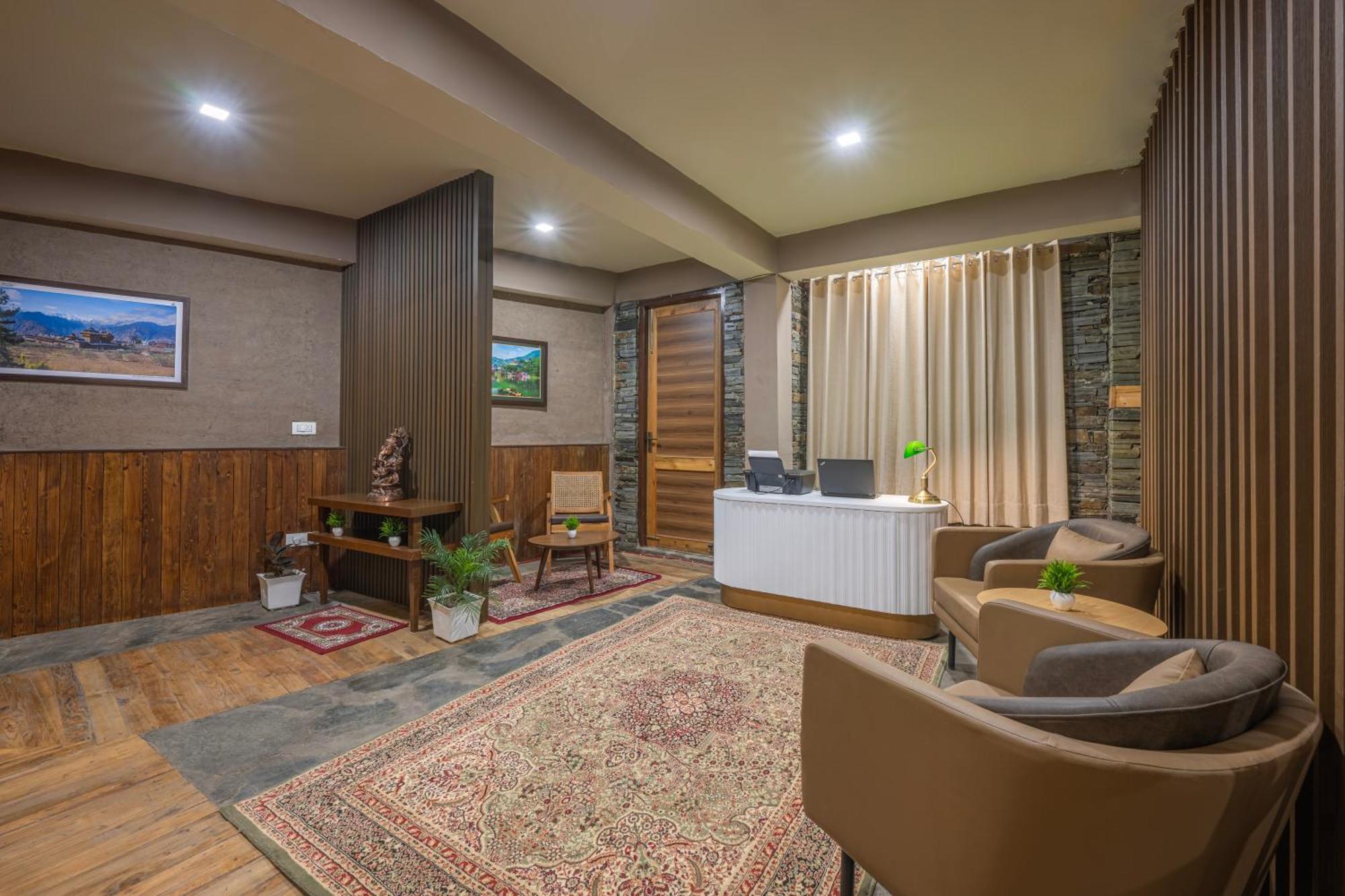 Hotel Wood Winds - A Best Valley View Hotel Shimla Exterior foto